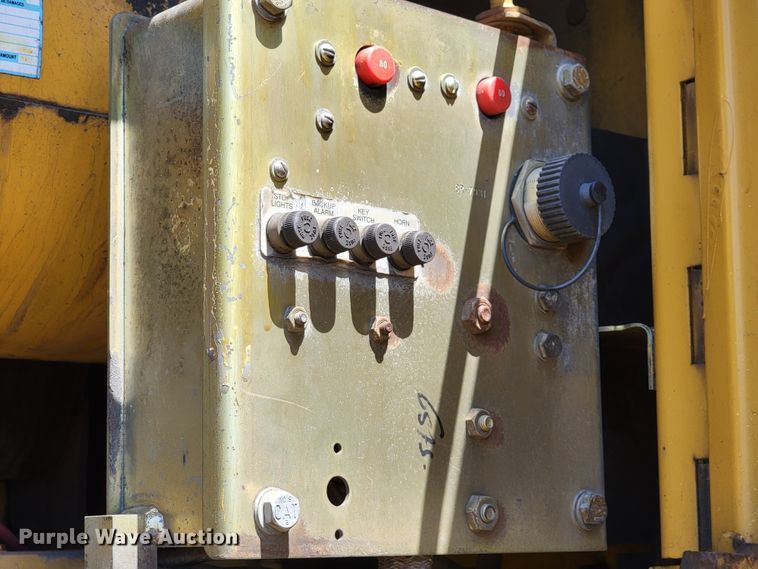 image for item IF9809 1995 Caterpillar 950F-2  wheel loader