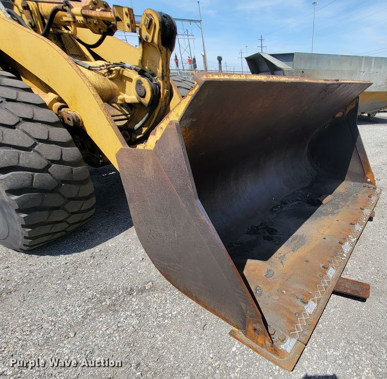 image for item IF9809 1995 Caterpillar 950F-2  wheel loader