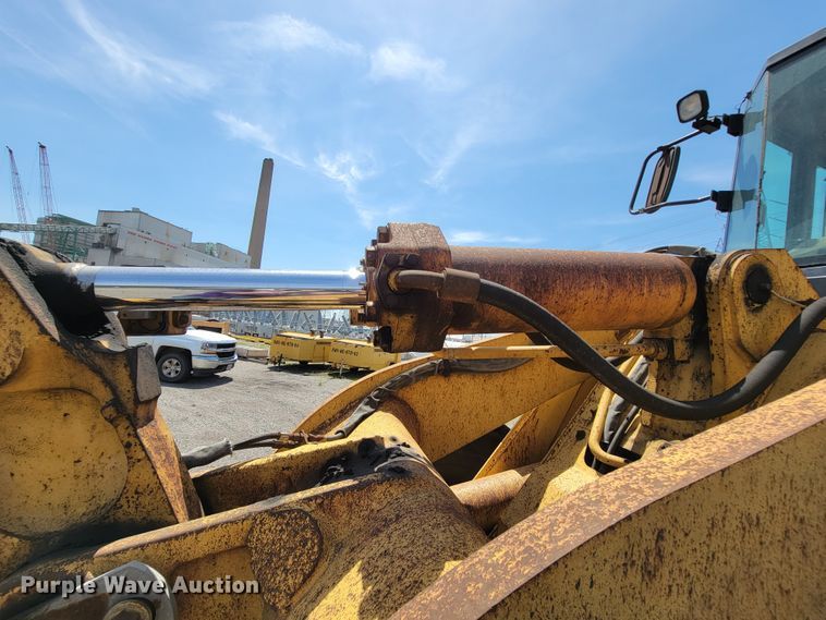 image for item IF9809 1995 Caterpillar 950F-2  wheel loader