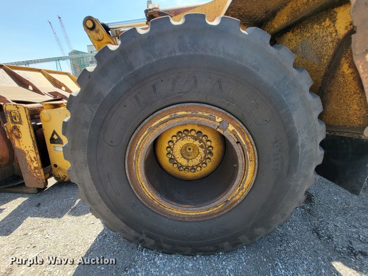 image for item IF9809 1995 Caterpillar 950F-2  wheel loader