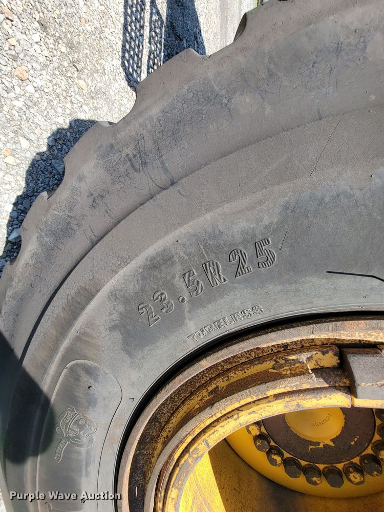 image for item IF9809 1995 Caterpillar 950F-2  wheel loader