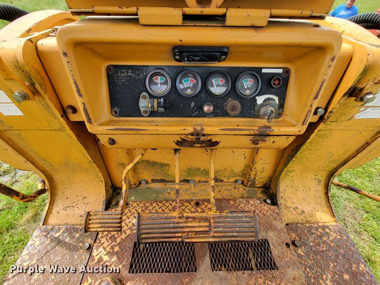 image for item IF9817 1980 Komatsu D57S-1  track loader