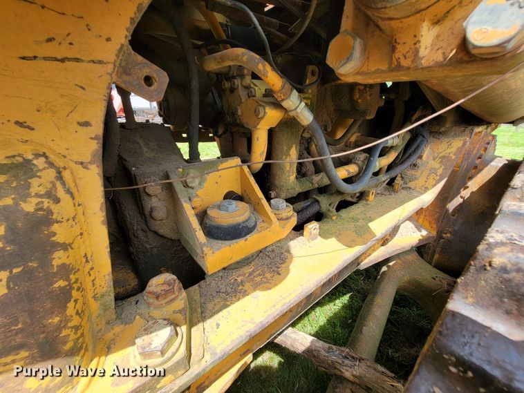 image for item IF9817 1980 Komatsu D57S-1  track loader
