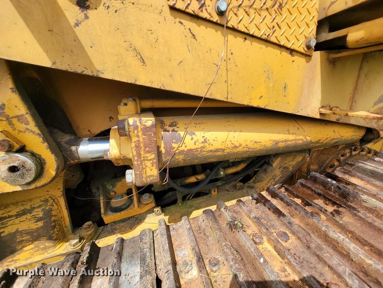 image for item IF9817 1980 Komatsu D57S-1  track loader