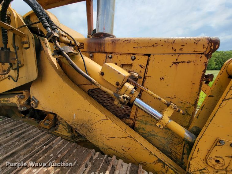 image for item IF9817 1980 Komatsu D57S-1  track loader