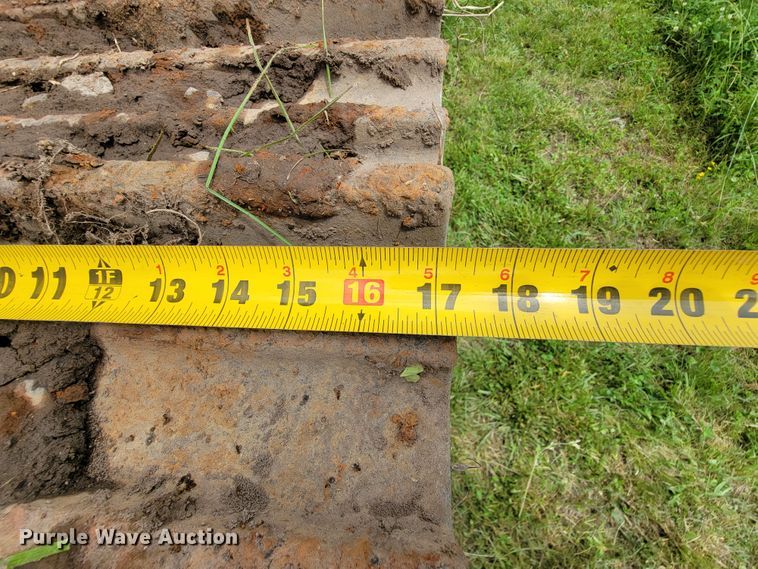 image for item IF9817 1980 Komatsu D57S-1  track loader