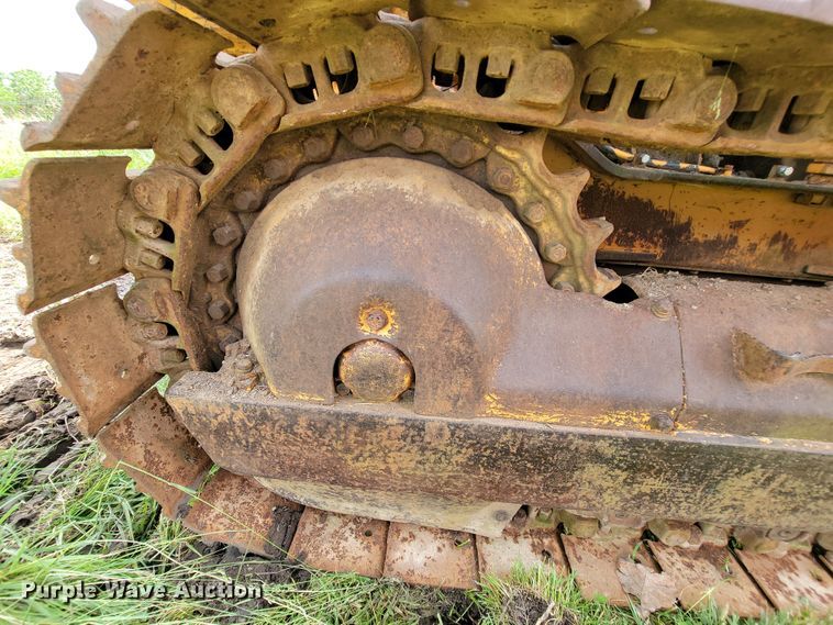 image for item IF9817 1980 Komatsu D57S-1  track loader