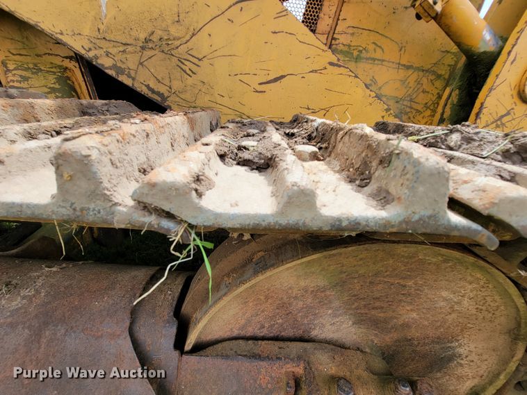 image for item IF9817 1980 Komatsu D57S-1  track loader