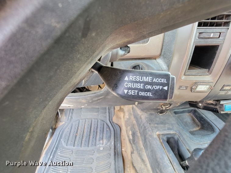 image for item IF9820 2011 Dodge Ram 5500  bucket truck