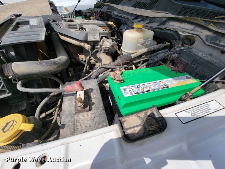 image for item IF9820 2011 Dodge Ram 5500  bucket truck