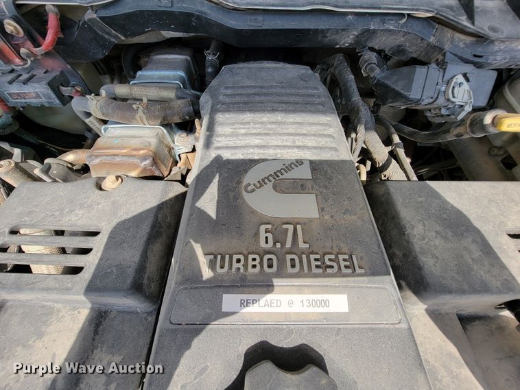 image for item IF9820 2011 Dodge Ram 5500  bucket truck