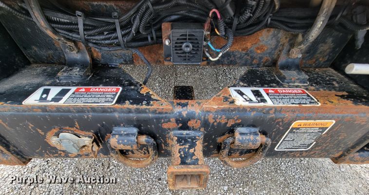 image for item IF9820 2011 Dodge Ram 5500  bucket truck