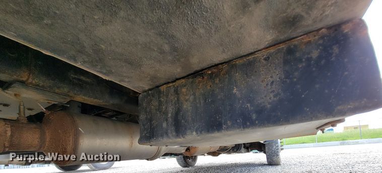 image for item IF9820 2011 Dodge Ram 5500  bucket truck