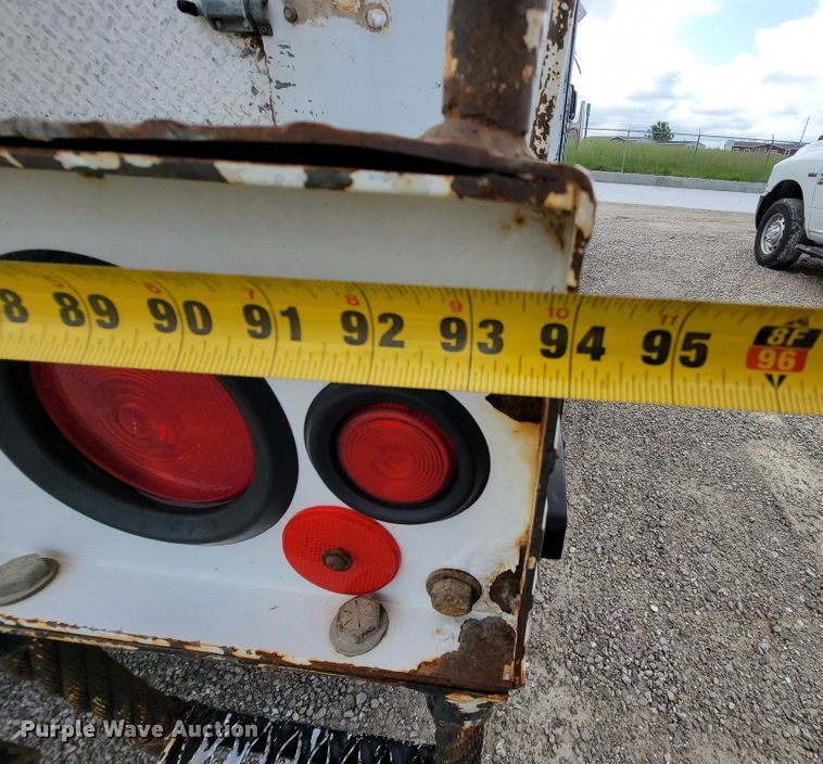 image for item IF9820 2011 Dodge Ram 5500  bucket truck