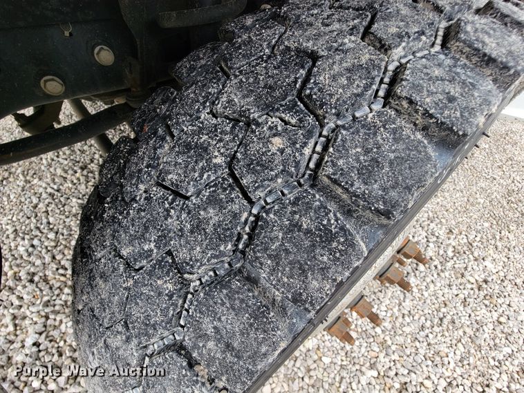 image for item IF9820 2011 Dodge Ram 5500  bucket truck