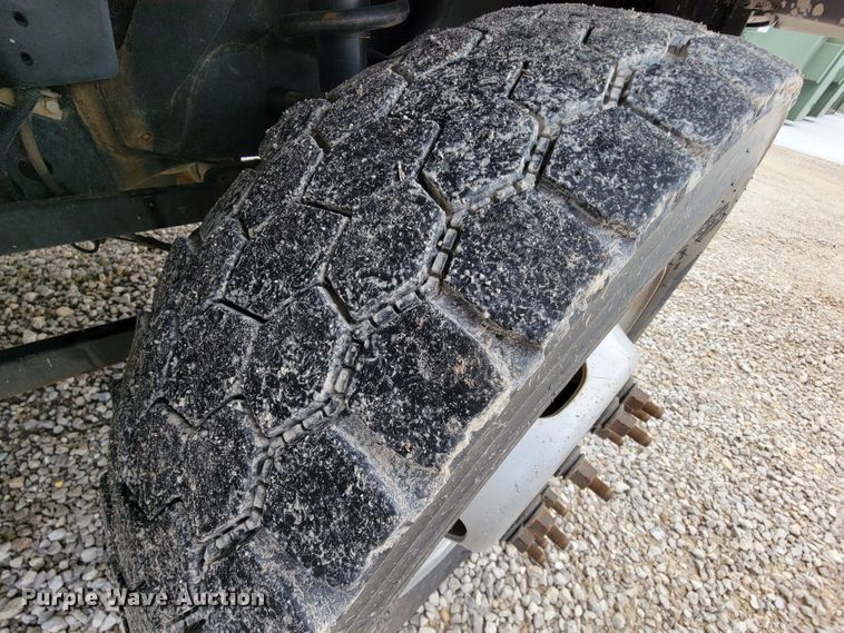 image for item IF9820 2011 Dodge Ram 5500  bucket truck