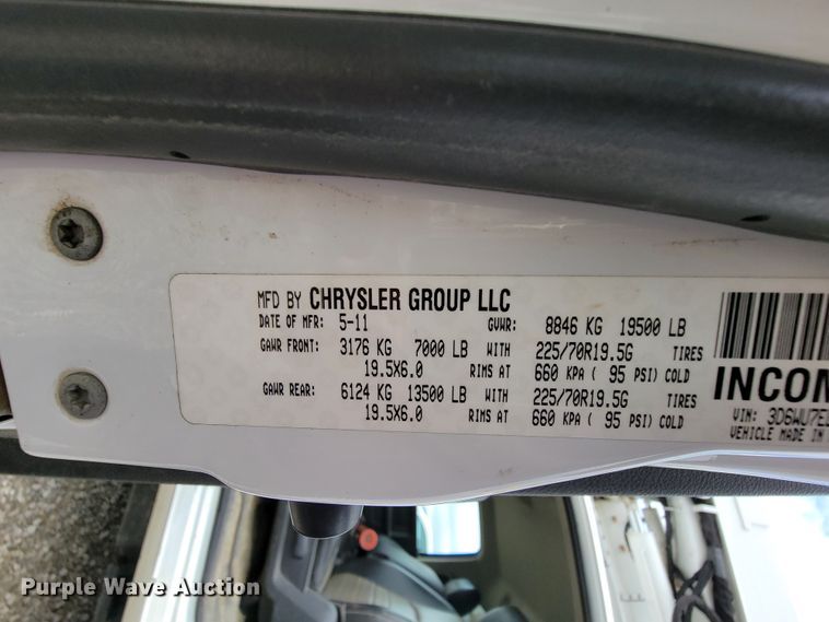 image for item IF9820 2011 Dodge Ram 5500  bucket truck