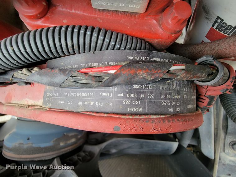 image for item IF9821 2009 Freightliner Business Class M2  digger derrick truck