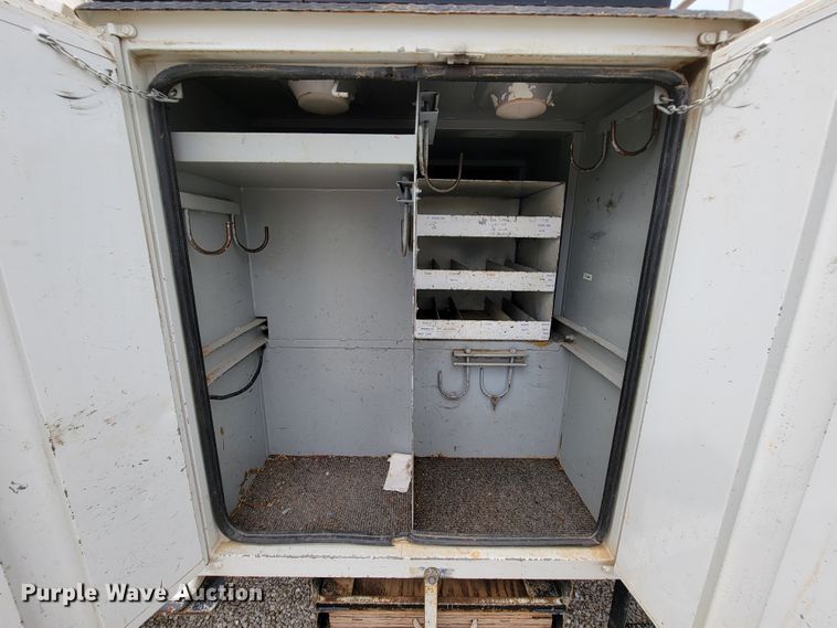 image for item IF9821 2009 Freightliner Business Class M2  digger derrick truck