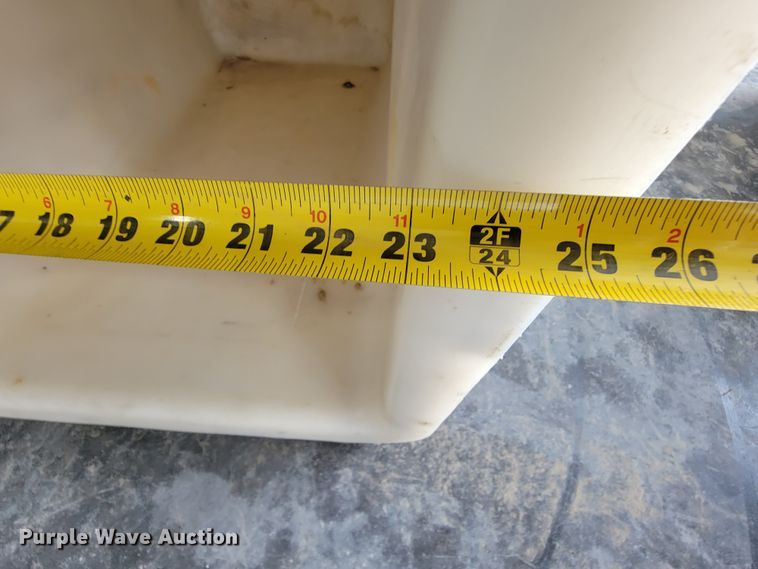 image for item IF9827 (2) man buckets