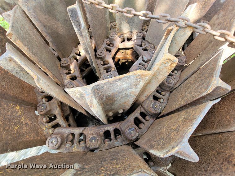 image for item IF9854 Caterpillar D6H LGP dozer tracks