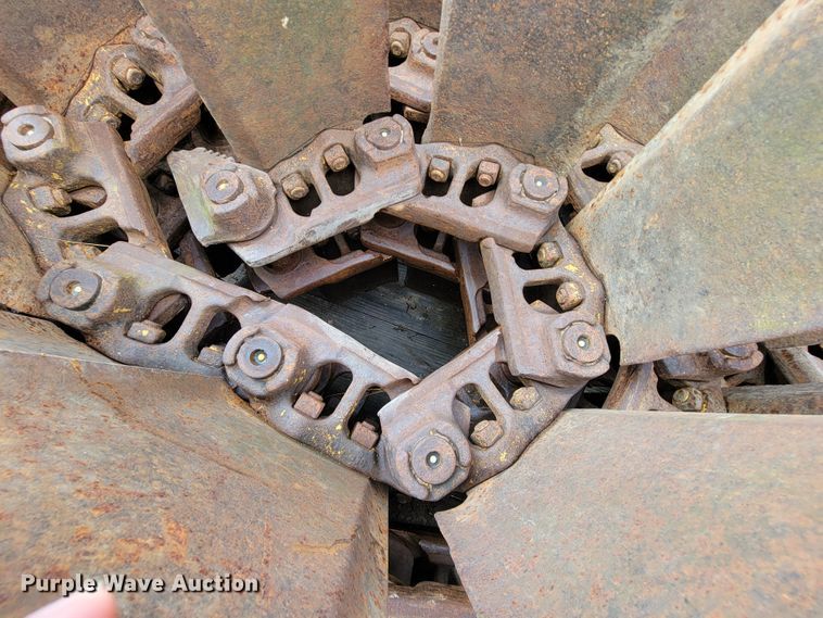 image for item IF9854 Caterpillar D6H LGP dozer tracks