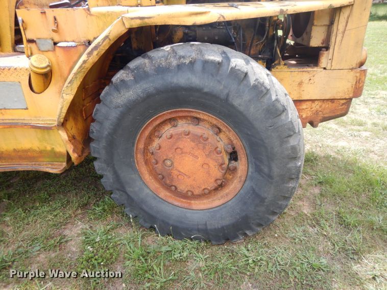 image for item II9501 Caterpillar 944  wheel loader