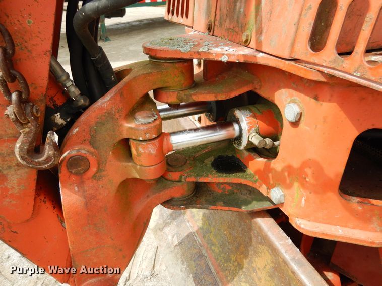 image for item IL9435 1994 Ditch Witch 5110  trencher