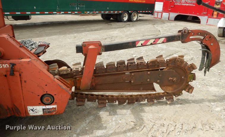 image for item IL9435 1994 Ditch Witch 5110  trencher