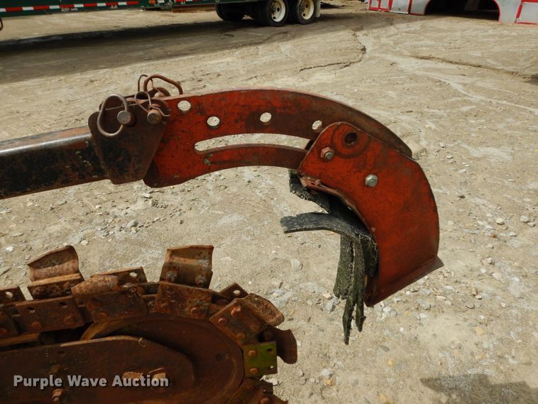 image for item IL9435 1994 Ditch Witch 5110  trencher