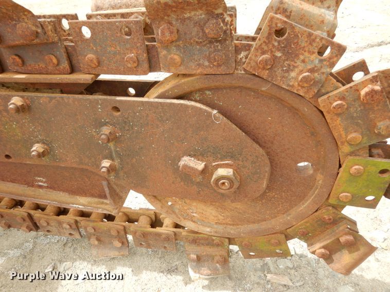 image for item IL9435 1994 Ditch Witch 5110  trencher