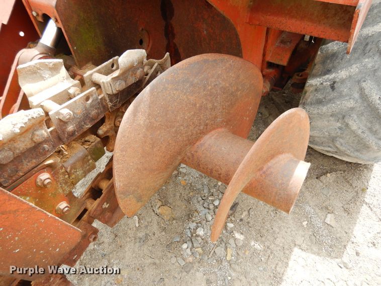 image for item IL9435 1994 Ditch Witch 5110  trencher