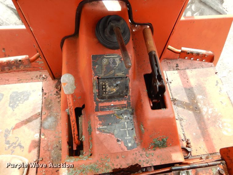 image for item IL9435 1994 Ditch Witch 5110  trencher