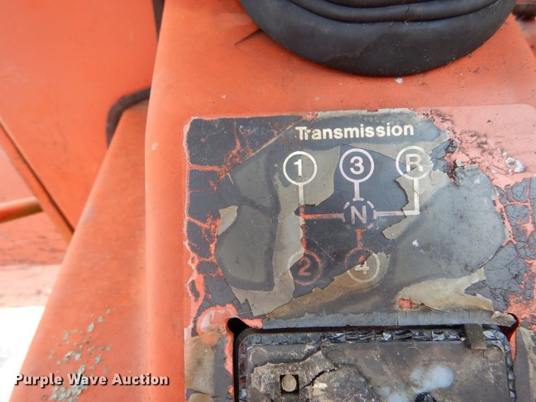 image for item IL9435 1994 Ditch Witch 5110  trencher