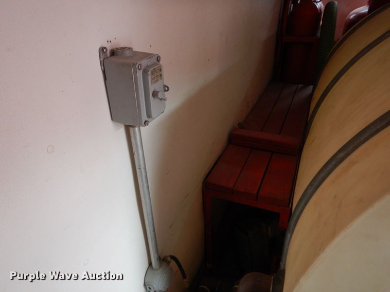 image for item IL9437 Fire truck bed