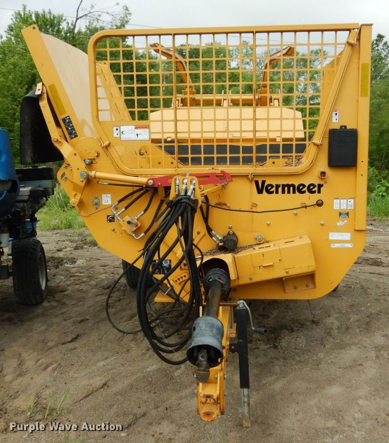 image for item IL9439 2013 Vermeer BPX9000  bale processor
