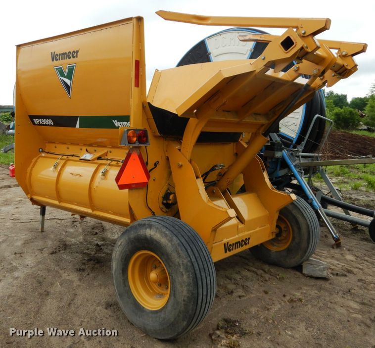 image for item IL9439 2013 Vermeer BPX9000  bale processor