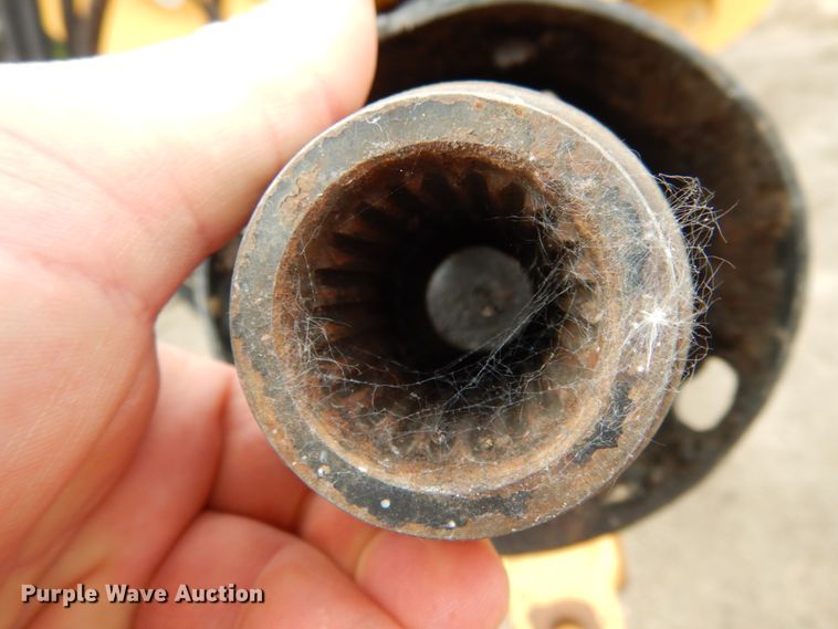 image for item IL9439 2013 Vermeer BPX9000  bale processor