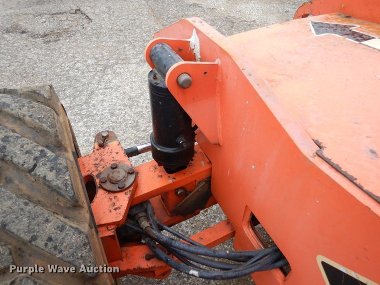 image for item IL9458 2007 JLG 800AJ  boom lift