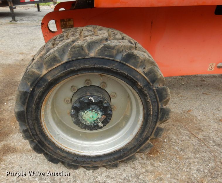 image for item IL9458 2007 JLG 800AJ  boom lift