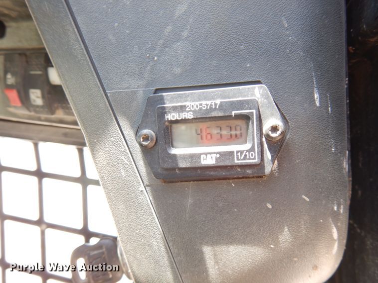 image for item IL9761 2010 Caterpillar 257B  tracked skid steer loader