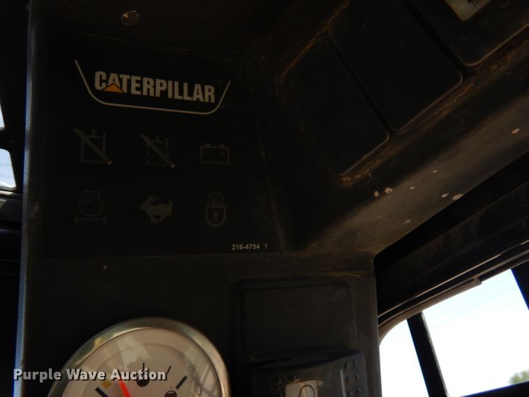 image for item IL9761 2010 Caterpillar 257B  tracked skid steer loader