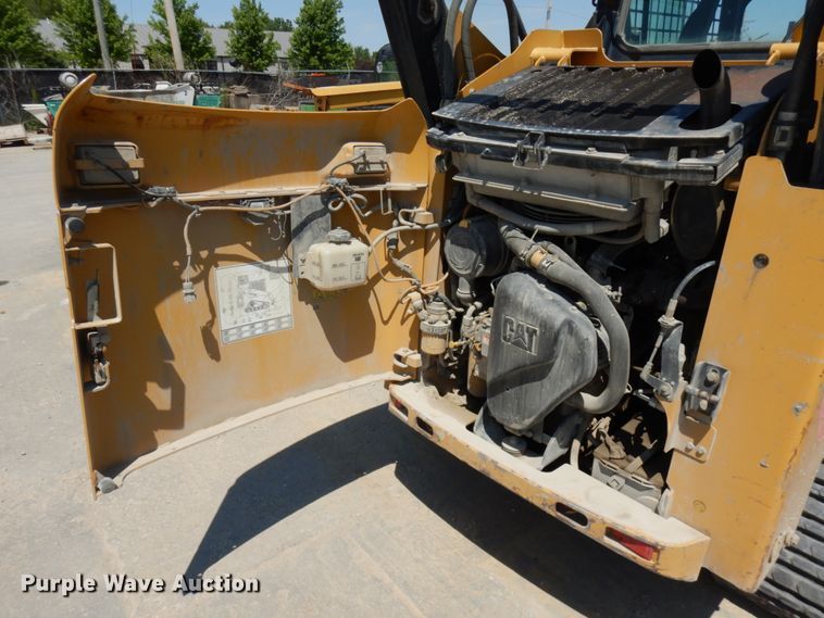 image for item IL9761 2010 Caterpillar 257B  tracked skid steer loader