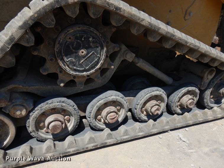 image for item IL9761 2010 Caterpillar 257B  tracked skid steer loader