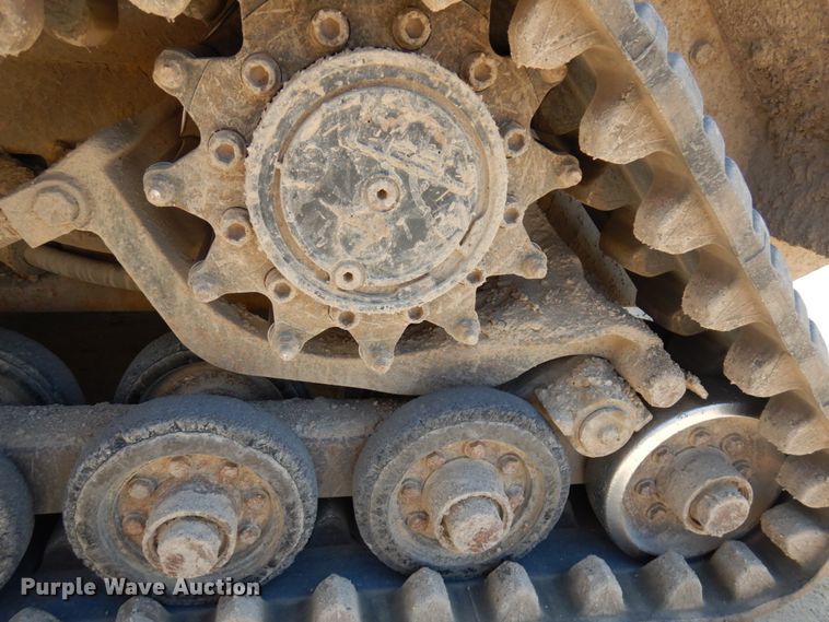 image for item IL9761 2010 Caterpillar 257B  tracked skid steer loader