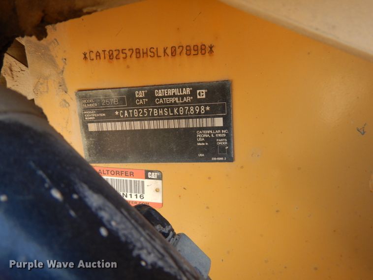 image for item IL9761 2010 Caterpillar 257B  tracked skid steer loader