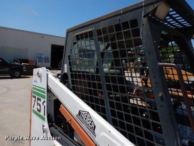 image for item IL9762 1997 Bobcat 751  skid steer loader