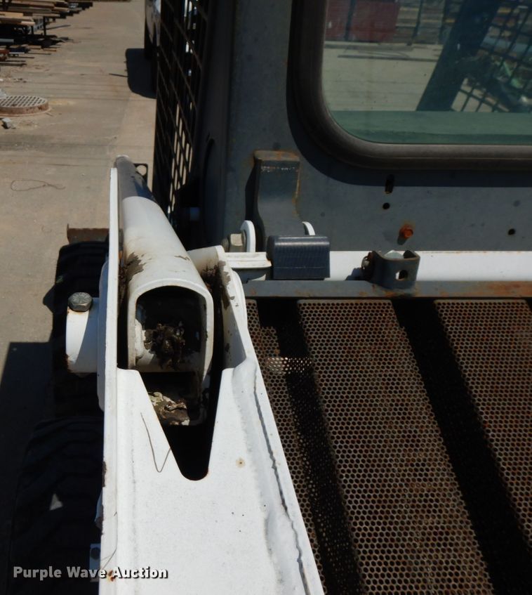 image for item IL9762 1997 Bobcat 751  skid steer loader