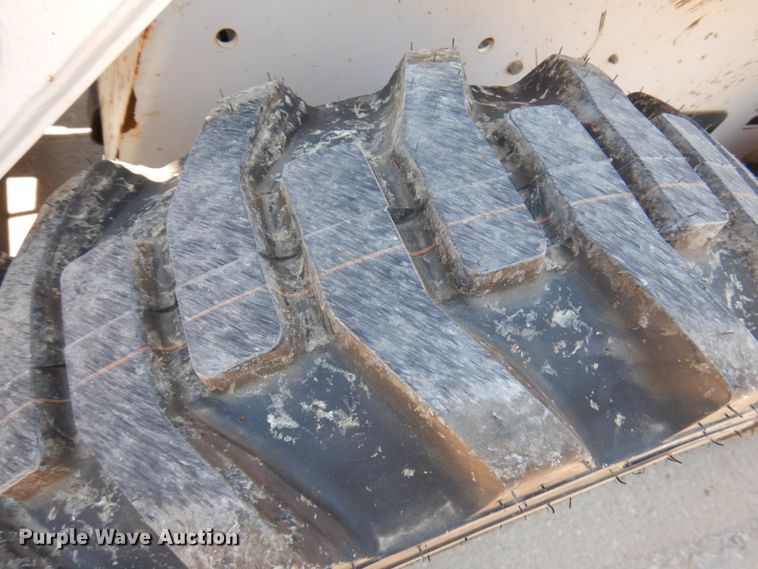 image for item IL9762 1997 Bobcat 751  skid steer loader