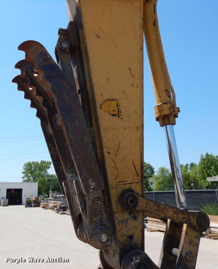 image for item IL9763 1994 Caterpillar 322 L  excavator